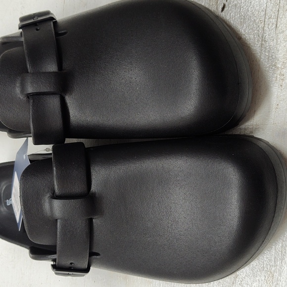 Clogs, Size 11, Universal Thread,New - Picture 3 of 6